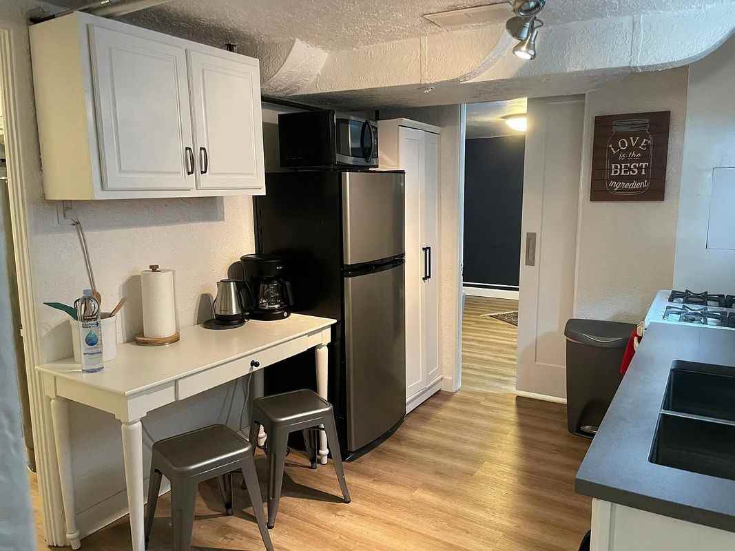 4228 Decatur St ##B - Photo 7 of 15