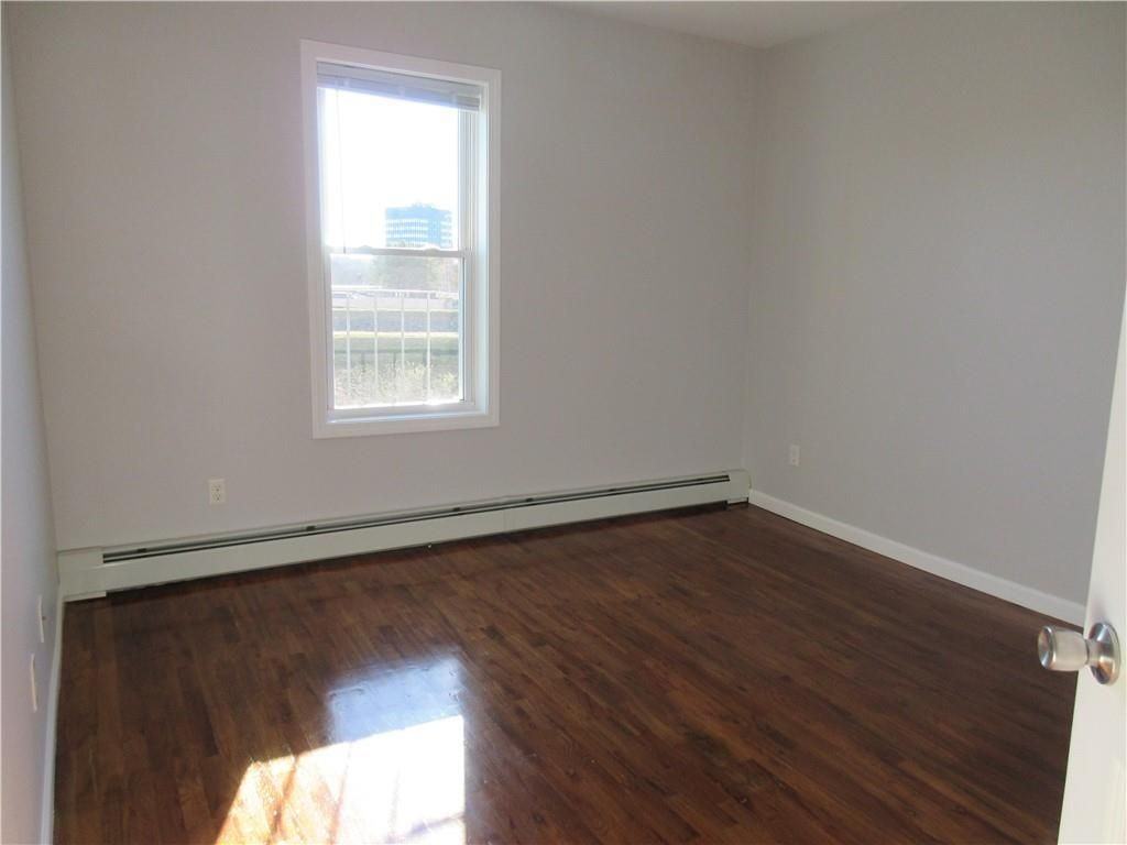 379 E School St ##3l - Photo 4 of 8