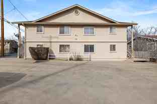 212 W Hillside Ave #B - Photo 1 of 1