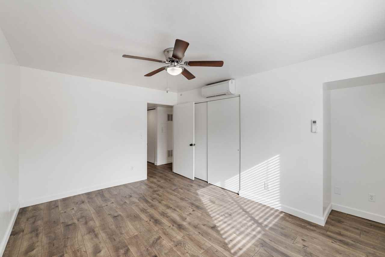 212 W Hillside Ave #B - Photo 7 of 17