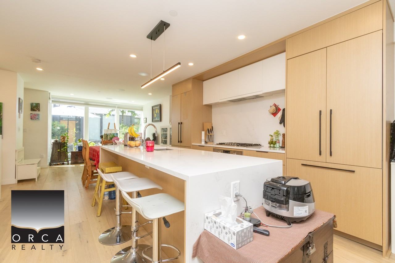 649 3rd St E - Photo 7 of 46