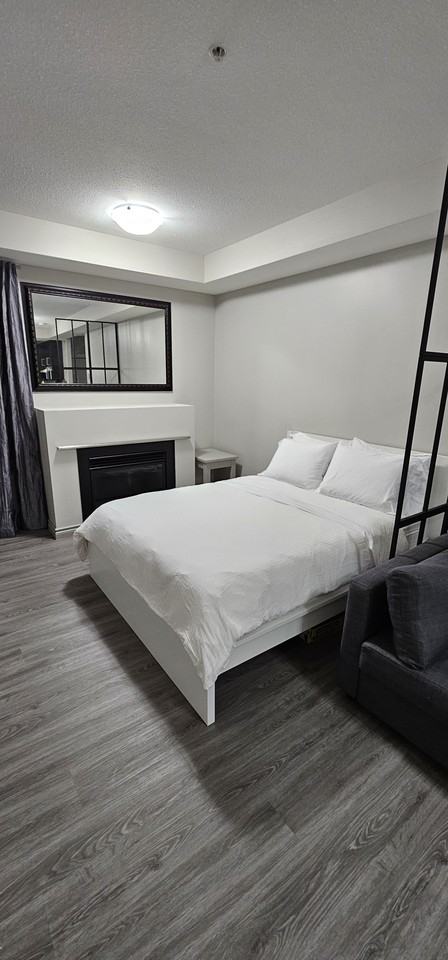 1010 Centre Avenue Northeast - Photo 2 of 14