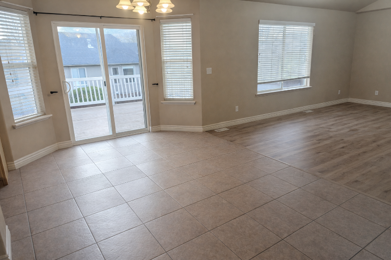 1287 Reese Dr - Photo 3 of 19