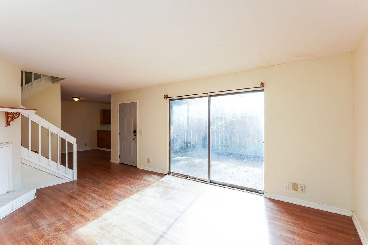 136 Cedarwood Ln - Photo 6 of 18