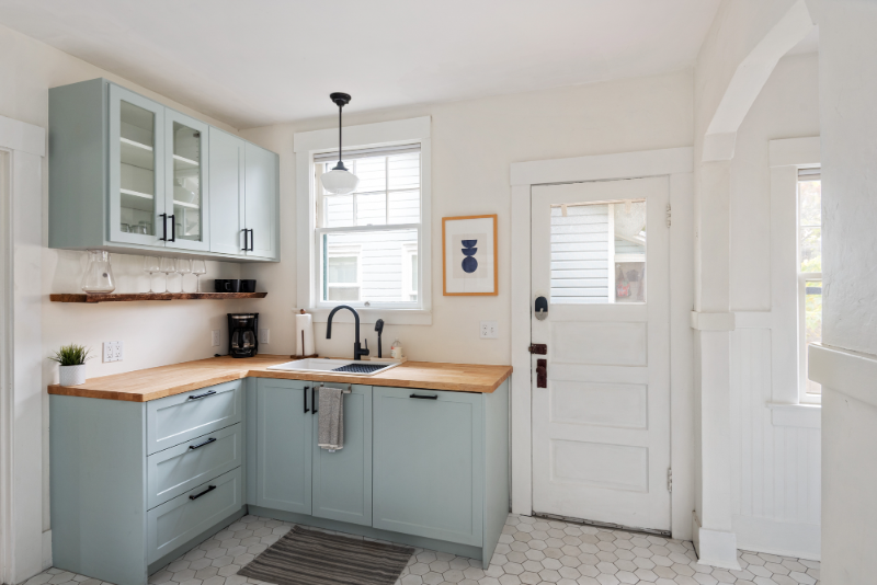 4421 Se Division St - Photo 4 of 20