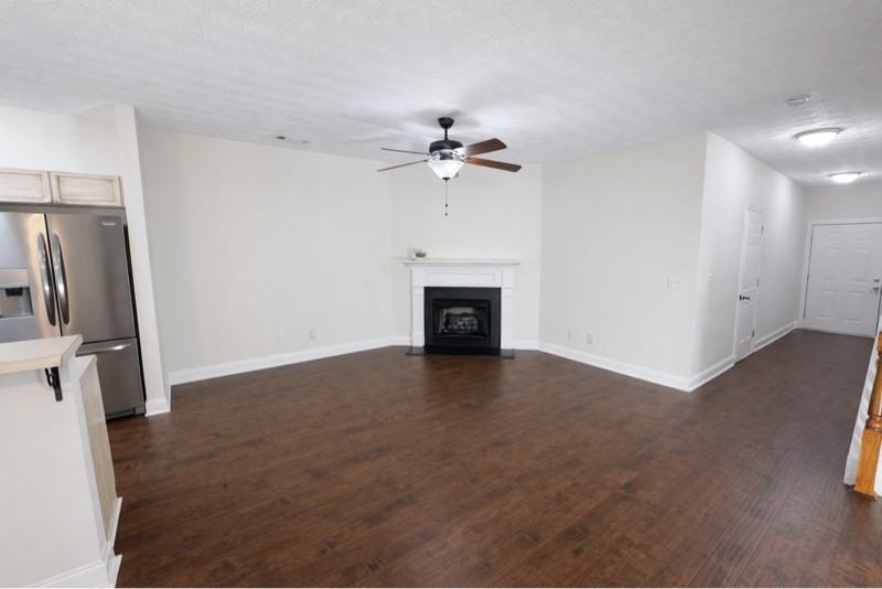 4865 Beacon Ridge Ln - Photo 4 of 19