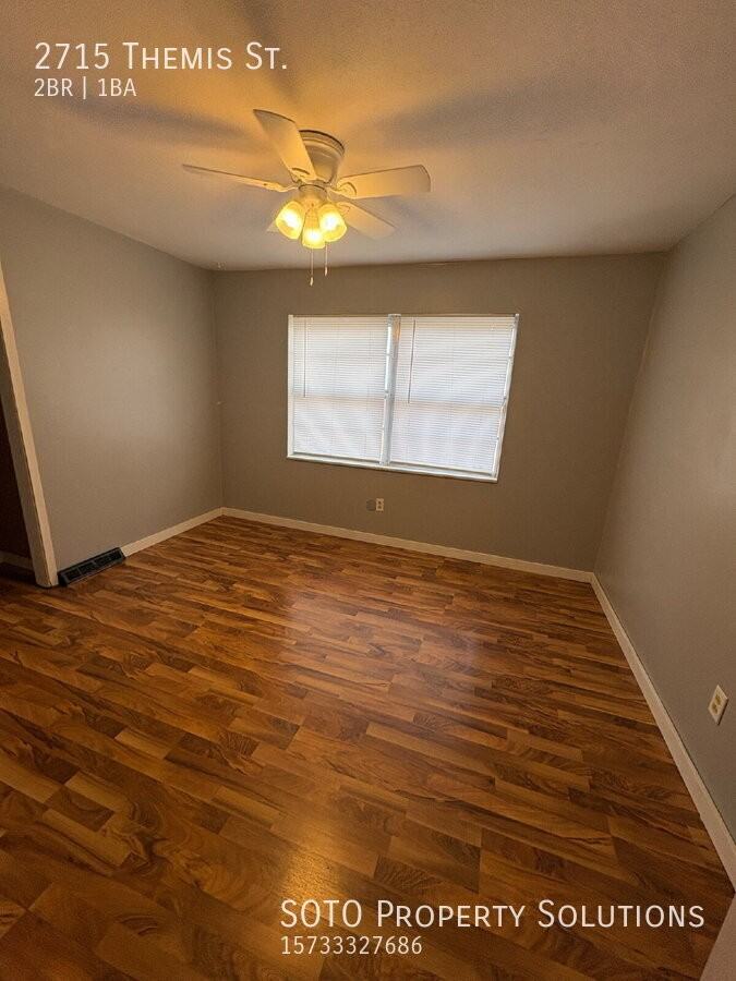 2715 Themis St - Photo 5 of 10