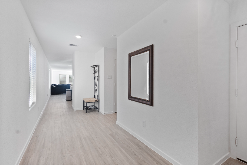 21015 Newberry Grove Ln - Photo 2 of 5