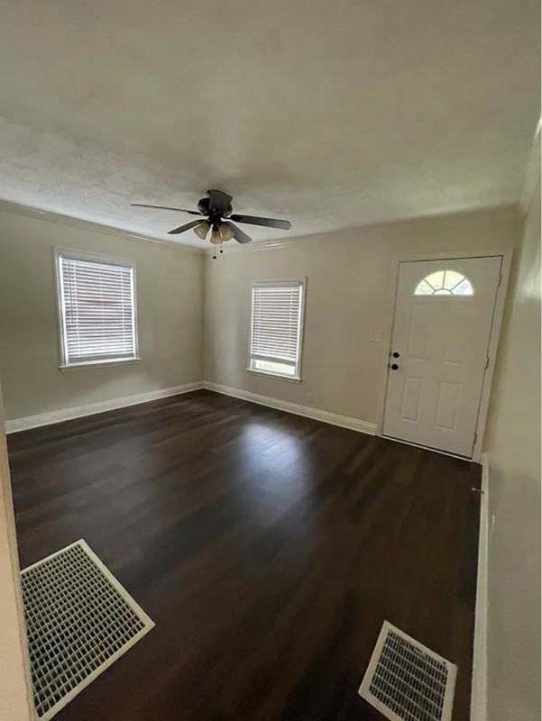 206 Staebler Ave - Photo 4 of 7