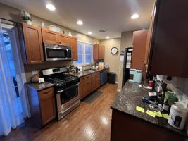 featured image of 3 Ikes Ln