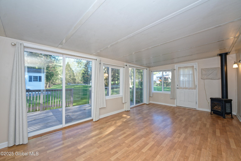 2550 Troy Schenectady Rd #LEFT - Photo 3 of 17