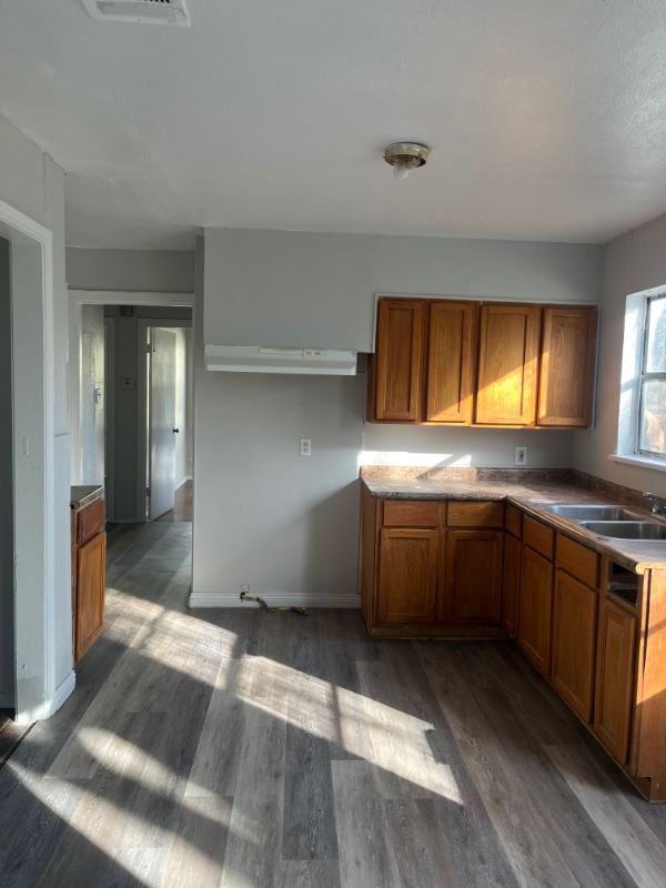 2721 Sunnybrook St - Photo 3 of 6