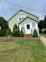 featured image of 18 Clearview Ave #1