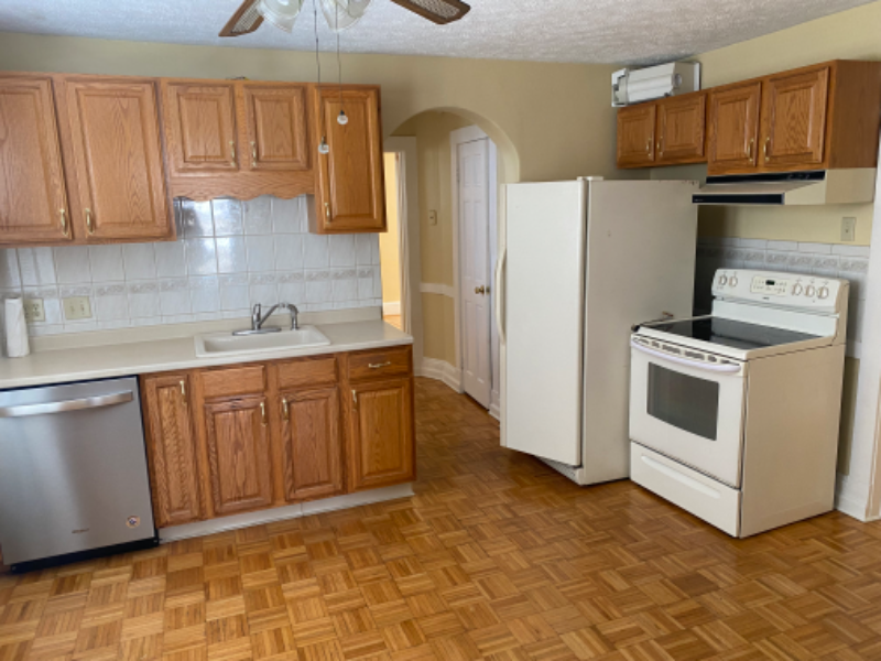 18 Clearview Ave #1 - Photo 2 of 19