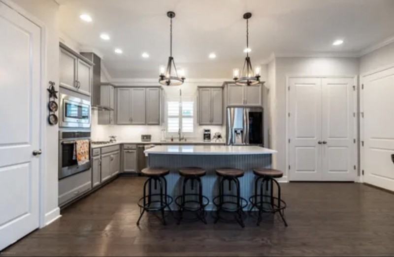 30 Fairhope Dr - Photo 2 of 6