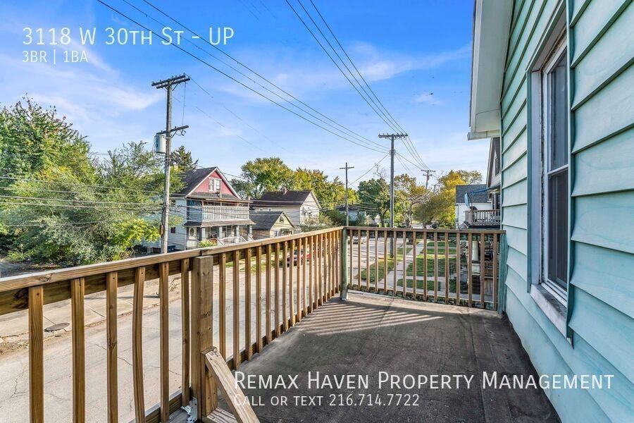 3118 W 30th St #UP - Photo 4 of 22