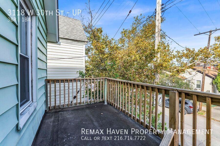 3118 W 30th St #UP - Photo 5 of 22