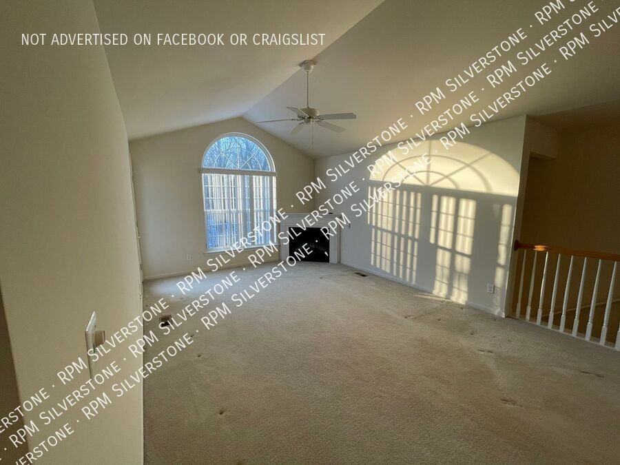 3387 Tremonte Cir S - Photo 4 of 15