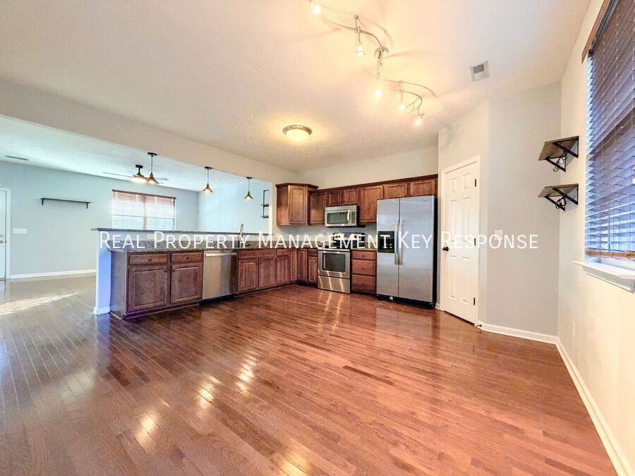 918 Spence Enclave Ct - Photo 4 of 16