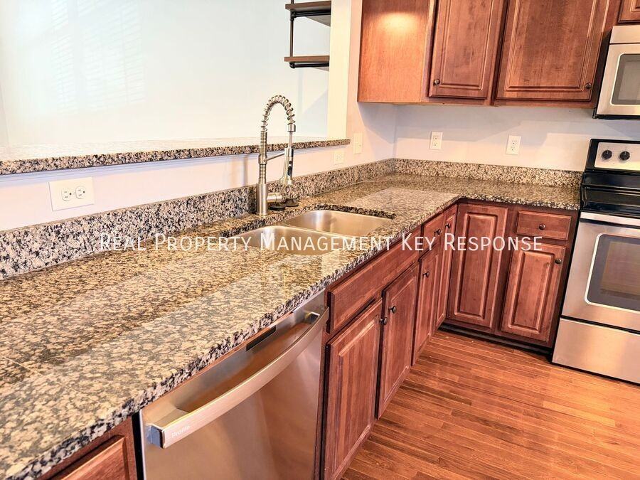 918 Spence Enclave Ct - Photo 5 of 16