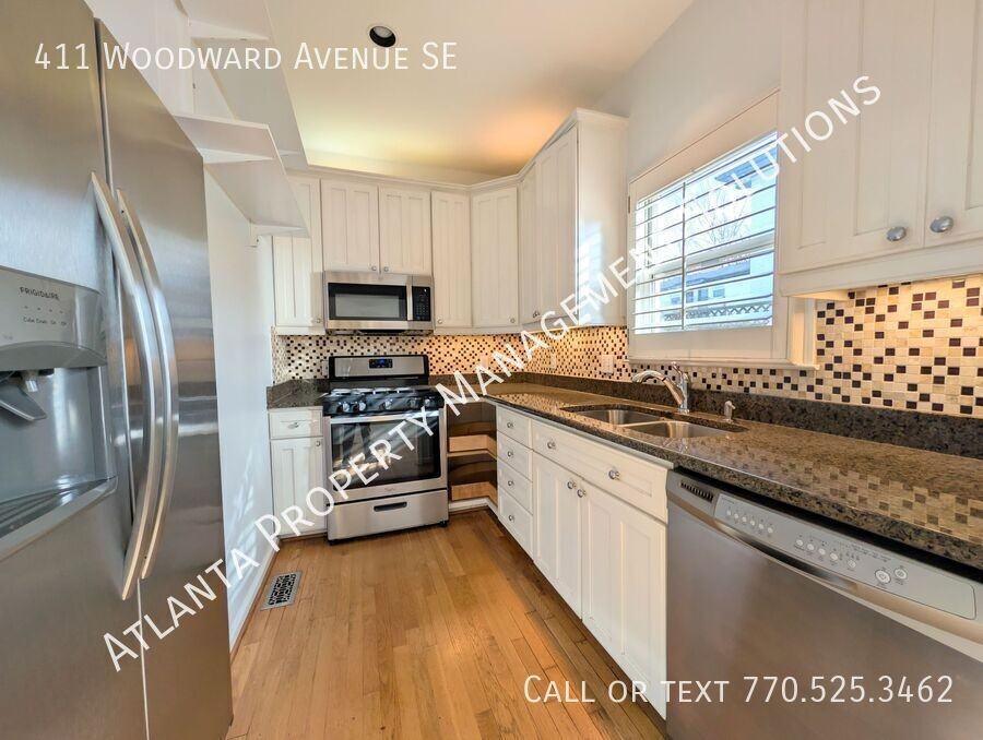 411 Woodward Ave Se - Photo 6 of 15