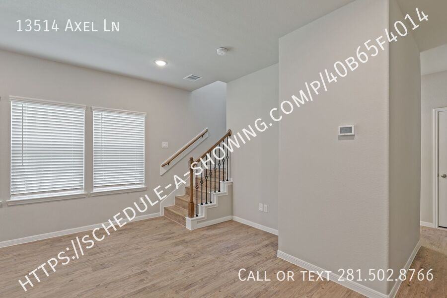 13514 Axel Ln - Photo 5 of 35