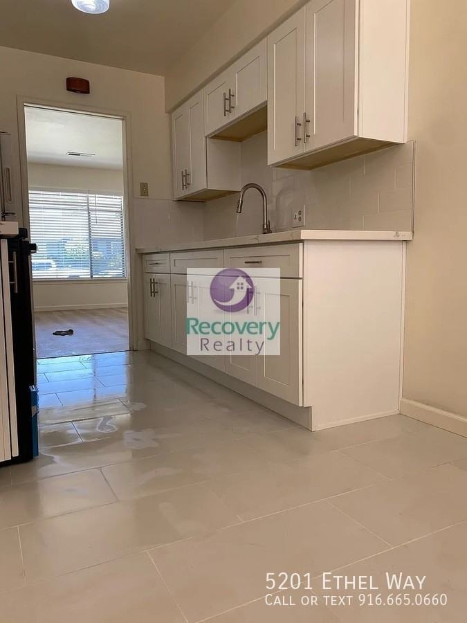 5201 Ethel Way - Photo 6 of 13