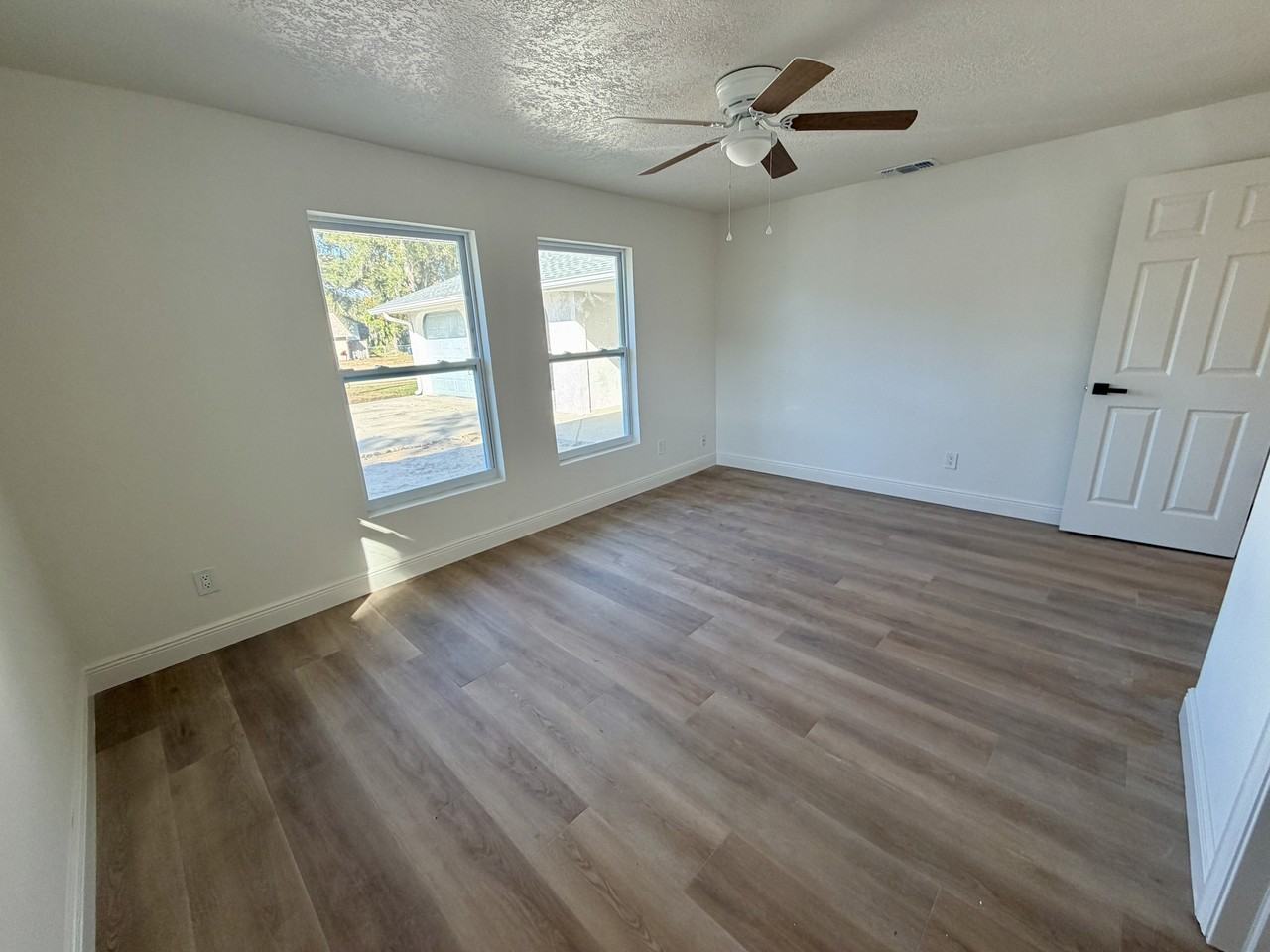 725 Merrimac Dr #1 - Photo 7 of 24