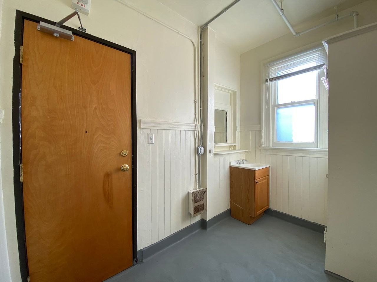 917 Kearny St #305 - Photo 2 of 8