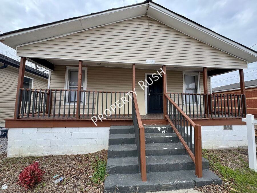 3805 Alton Park Blvd