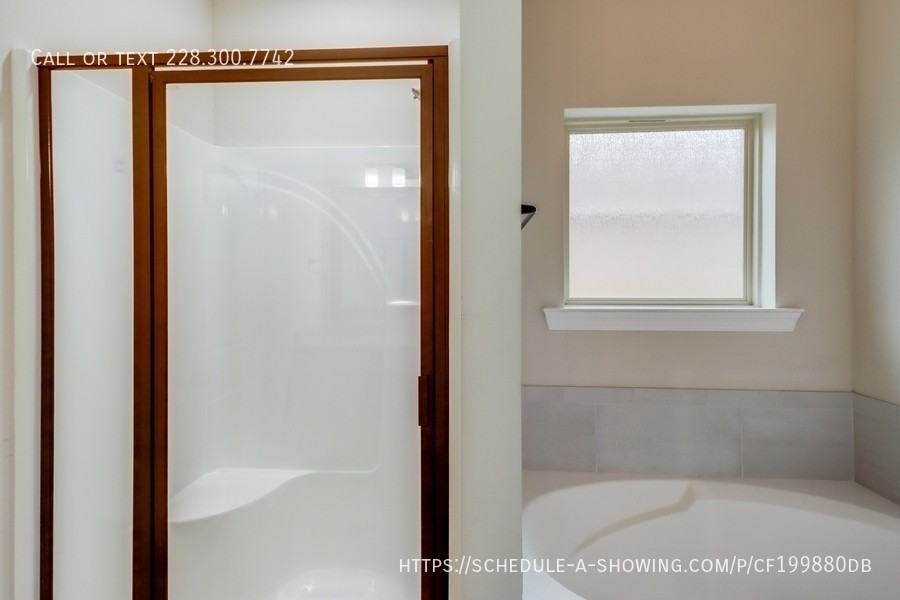 856 Leeward Dr - Photo 5 of 20