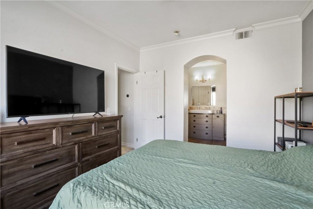 1094 S Saint Tropez Ave #1094 - Photo 7 of 15