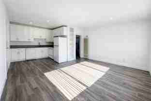 210 N Cordova St #210J - Photo 1 of 1