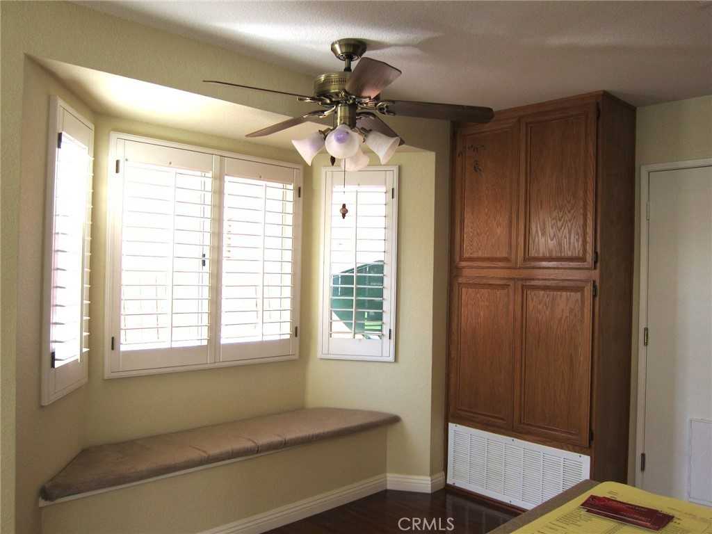 23801 Sierra Oak Dr #23801 - Photo 7 of 8