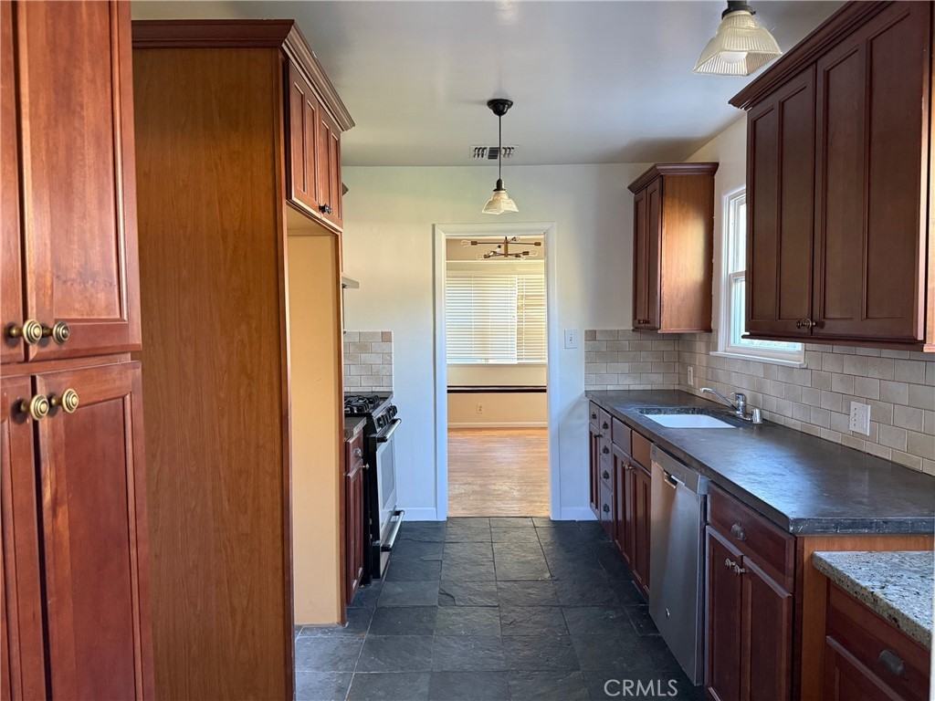 7434 Mclennan Ave #7434 - Photo 3 of 13