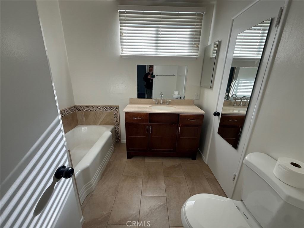 7434 Mclennan Ave #7434 - Photo 4 of 13