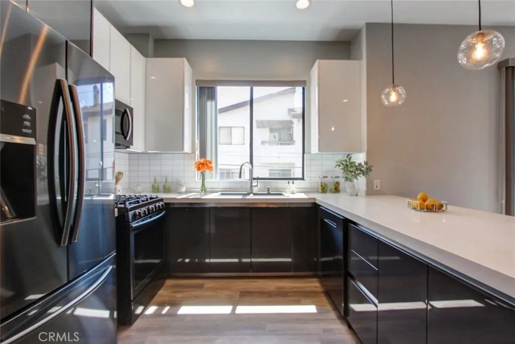 330 Salem St #330-204 - Photo 3 of 16