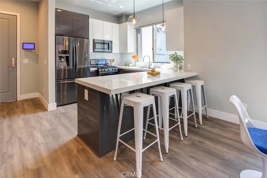 330 Salem St #330-204 - Photo 4 of 16