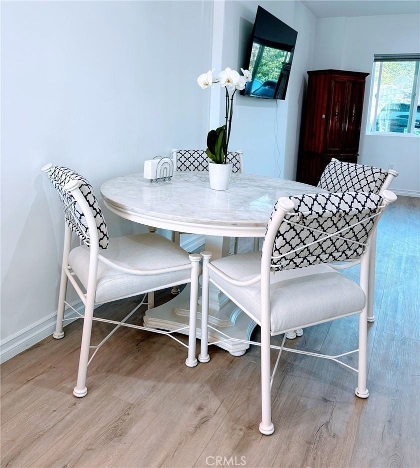 10723 Des Moines Ave #10723