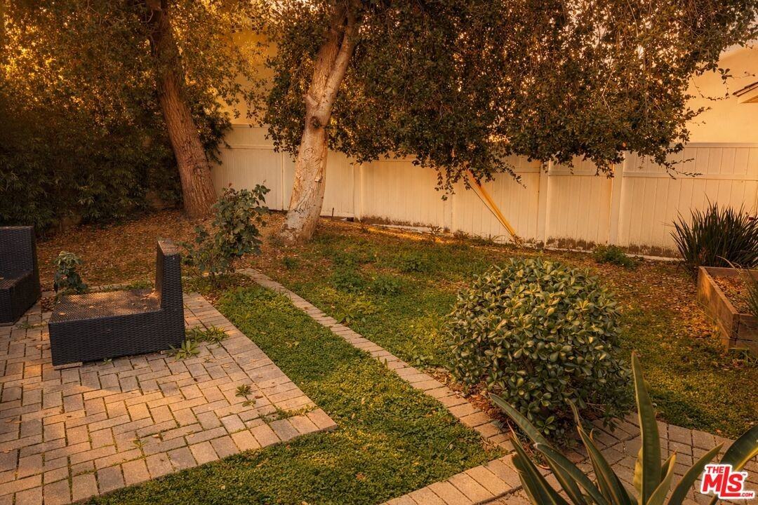 10257 Wescott Ave #10257 - Photo 5 of 8