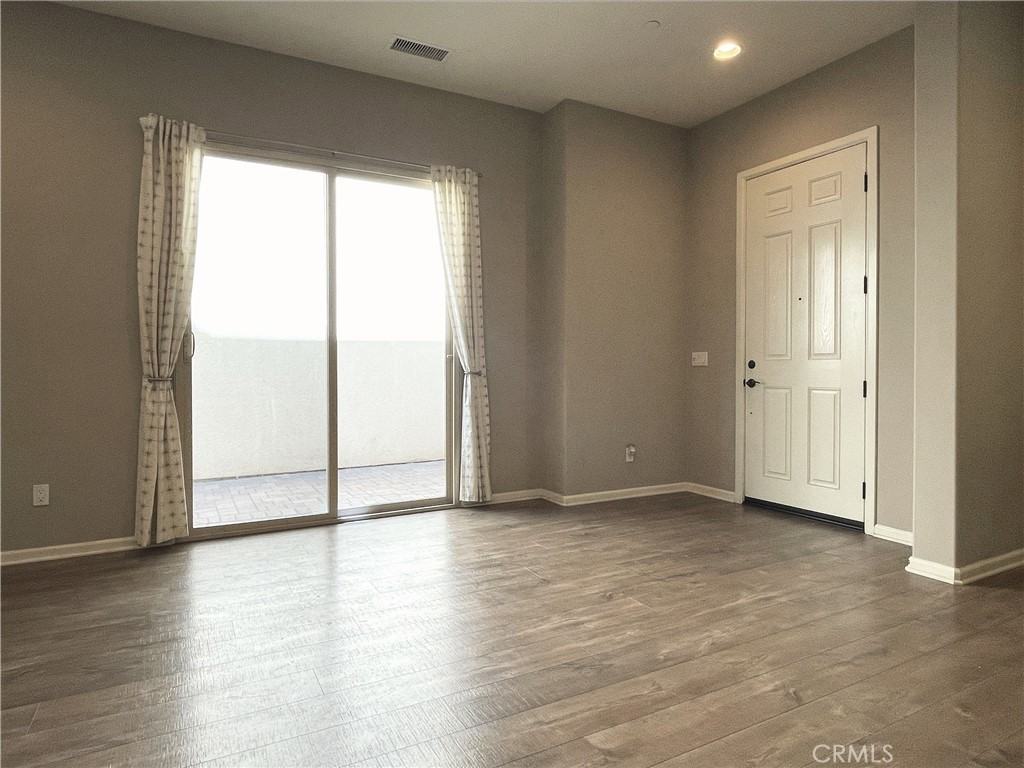 355 Catalina Way #355 - Photo 5 of 21