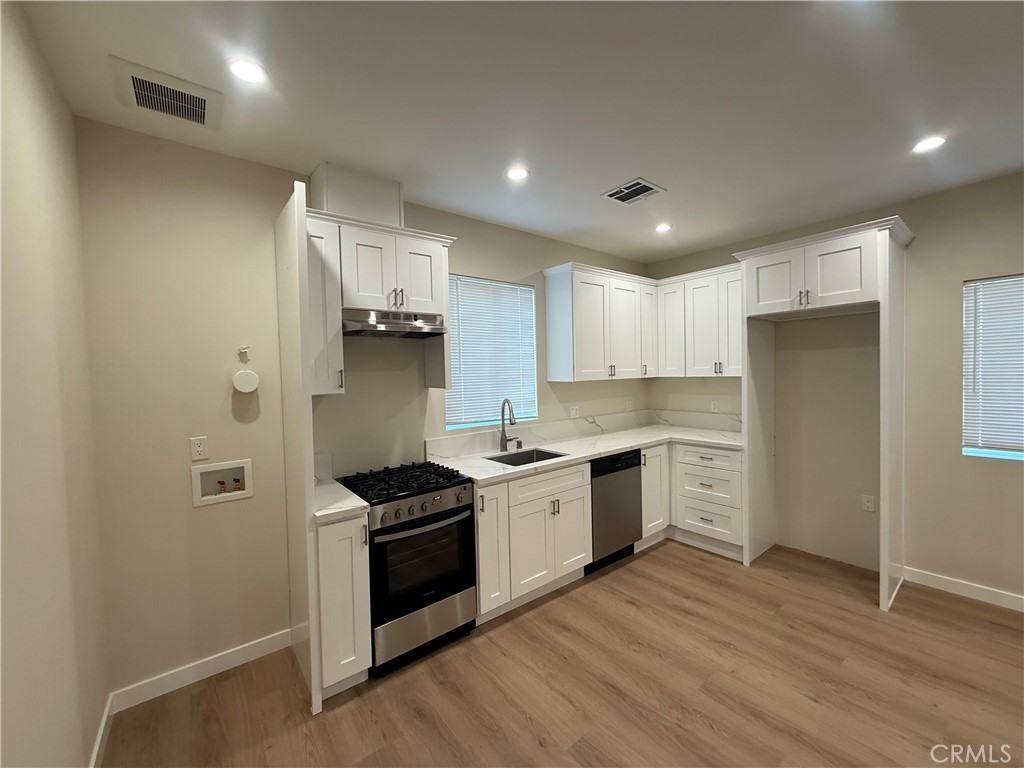 8412 Etiwanda Ave #8412 - Photo 2 of 8