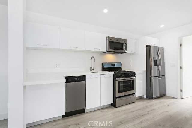 6745 Laurel Canyon Blvd