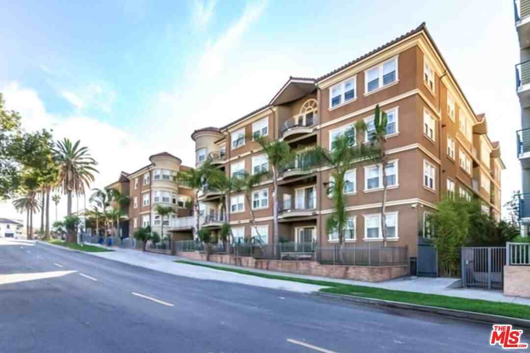 917 S New Hampshire Ave #917-102 - Photo 6 of 15