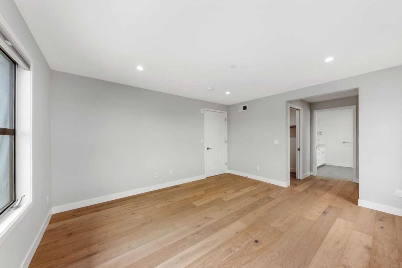 30 Hermosa Ave #30-301 - Photo 5 of 17