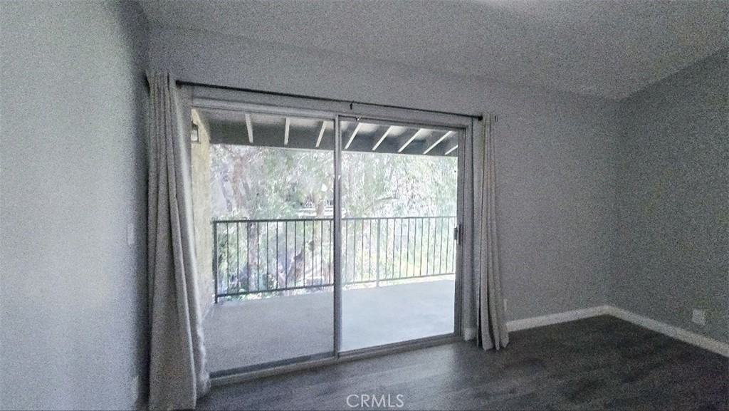 2616 Andover Ave #2616-4 - Photo 5 of 19