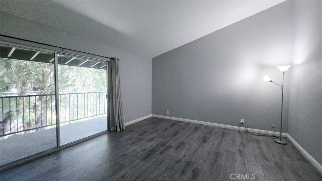 2616 Andover Ave #2616-4 - Photo 6 of 19