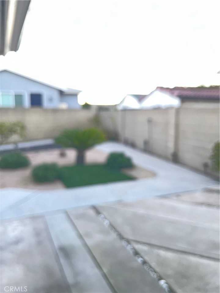 7421 Warren Cir #7421 - Photo 3 of 11