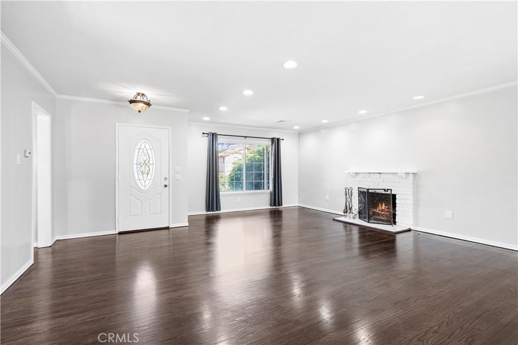 7721 Oakdale Ave #7721 - Photo 3 of 27