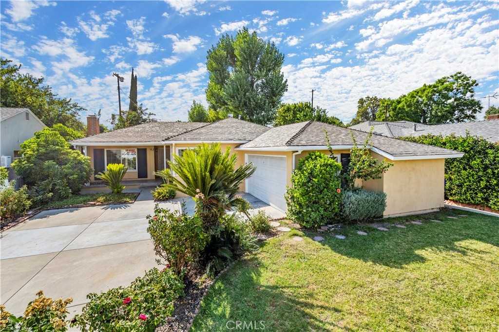 7721 Oakdale Ave #7721 - Photo 5 of 27